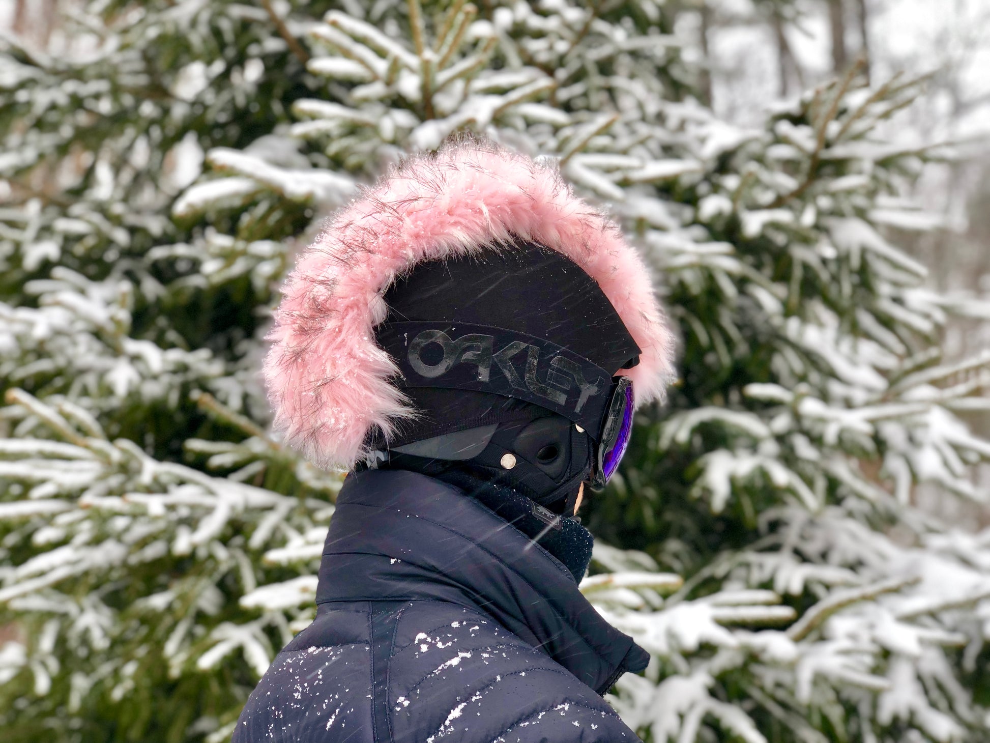 Pretty in Pink fur ski helmet cover - Mohawk - Burrfur