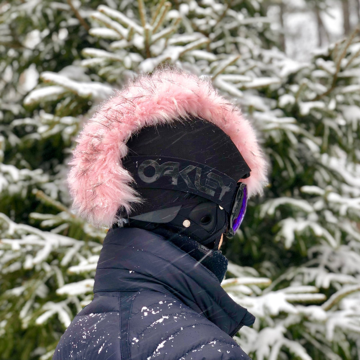 Pretty in Pink Faux Fur Ski Helmet Cover – Mohawk