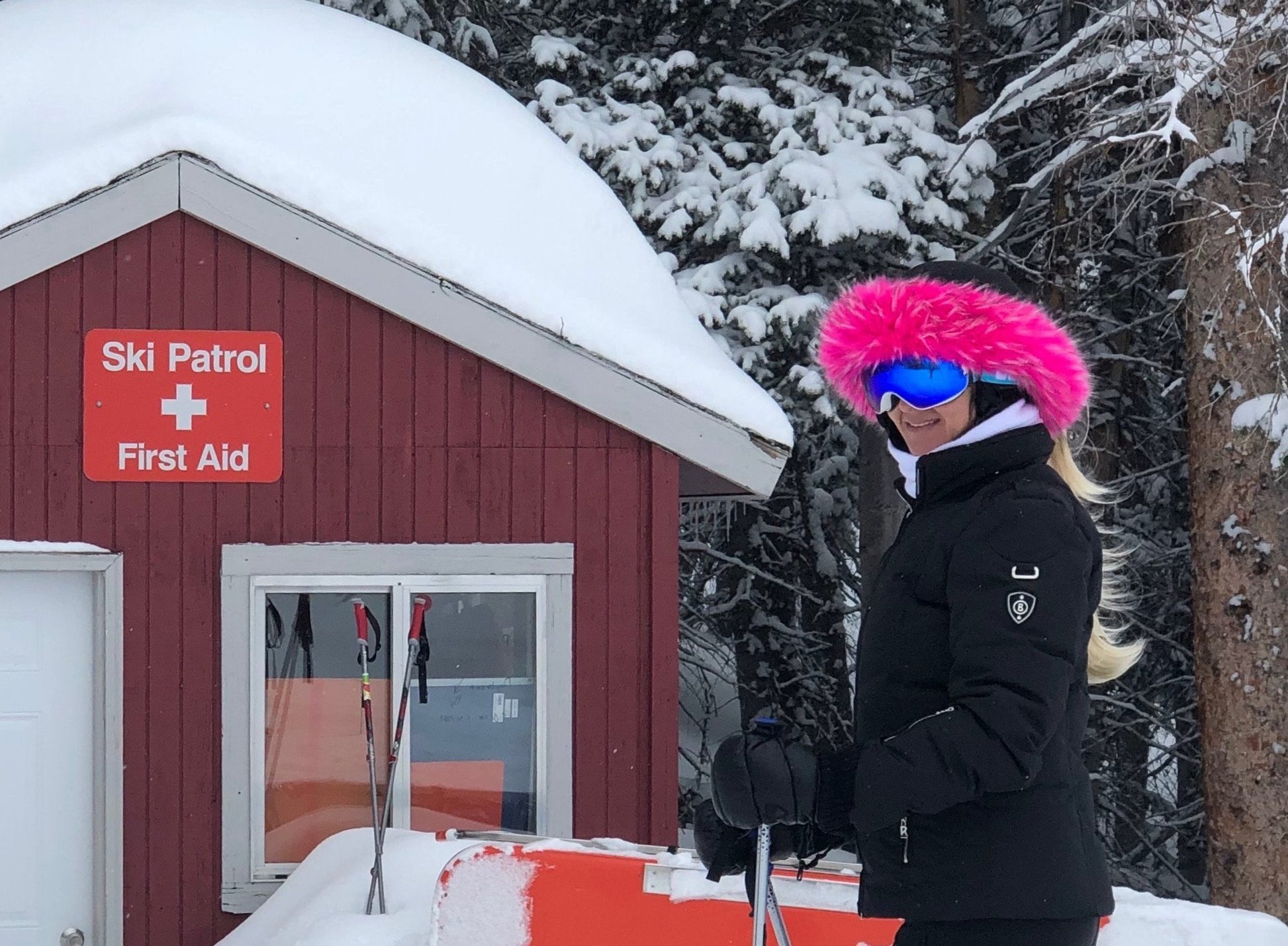 Crazy Pink fur ski helmet cover - Halo - Burrfur